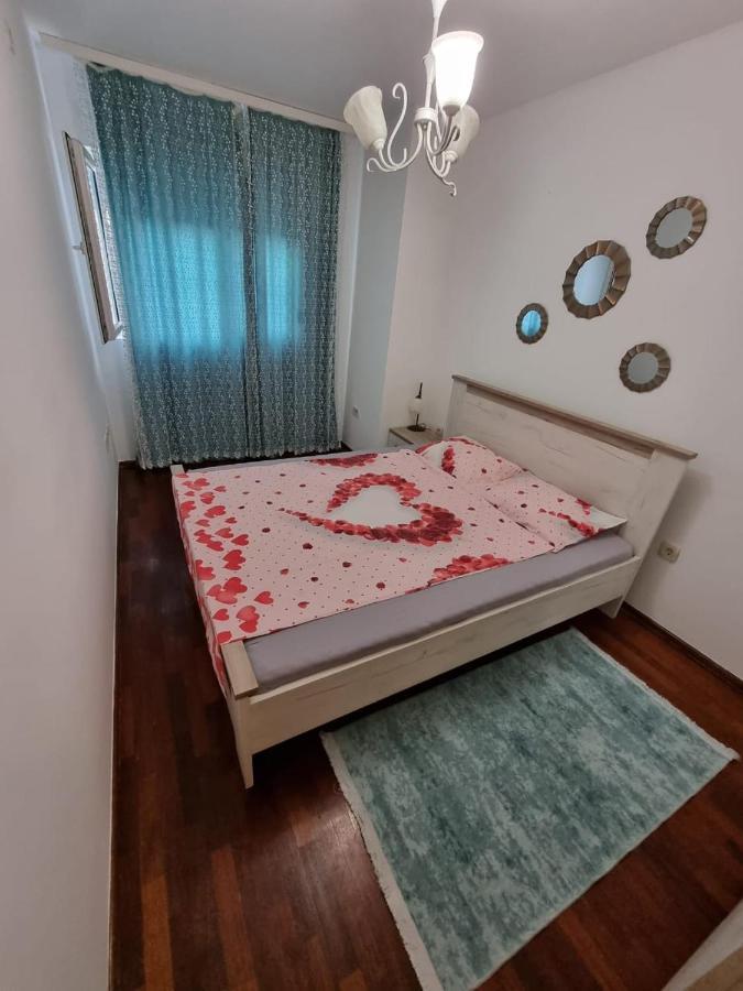 5 Star Apartment Podgorica Exterior foto